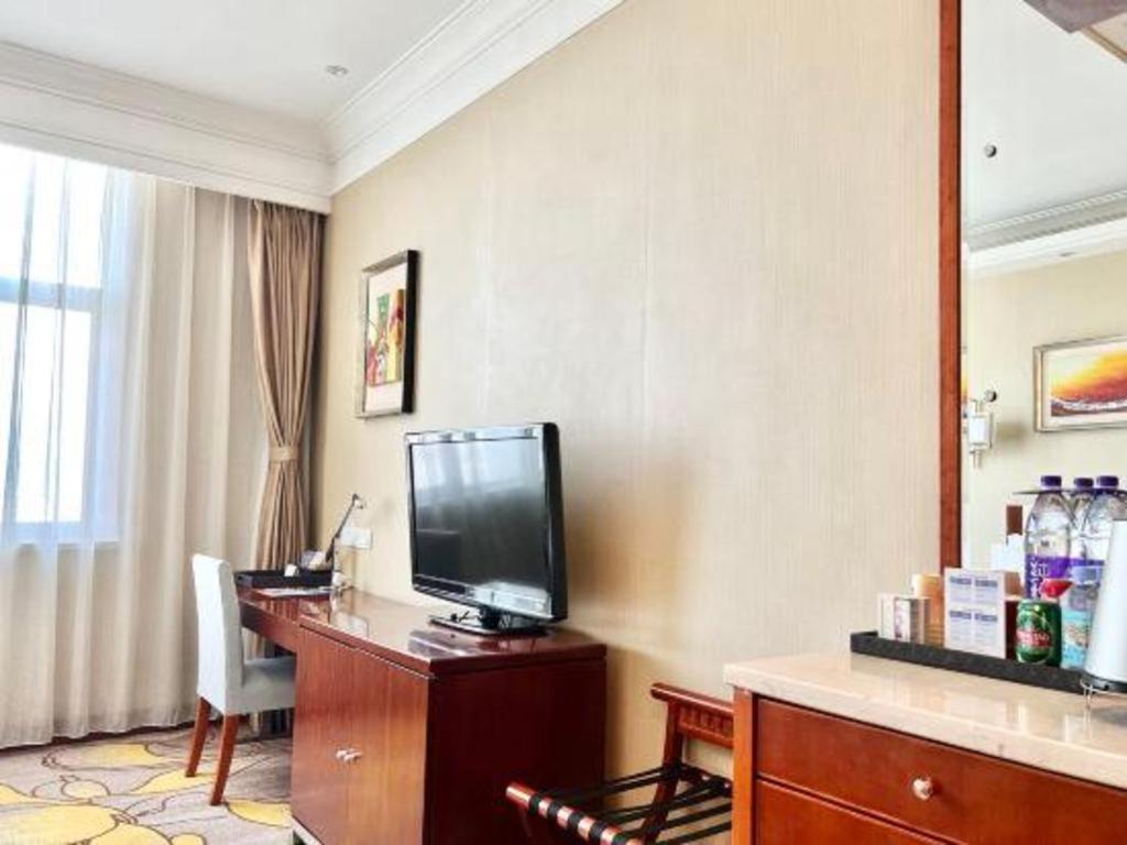 Qingdao Blue Horizon Hotel Licang Exterior foto