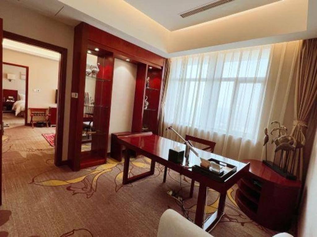 Qingdao Blue Horizon Hotel Licang Exterior foto